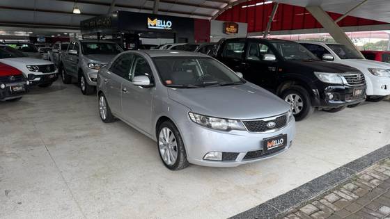 KIA CERATO 1.6 SX3 16V GASOLINA 4P AUTOMÁTICO